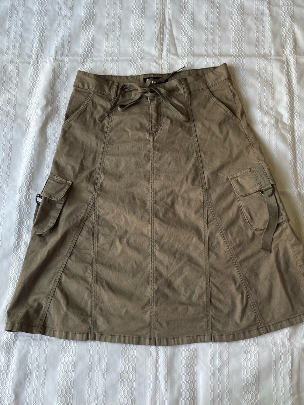 Casual A-Line Cargo Skirt with Tie Waist in Olive Green
